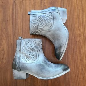 EUC Roan by Bed | Stu Gray Booties size 7